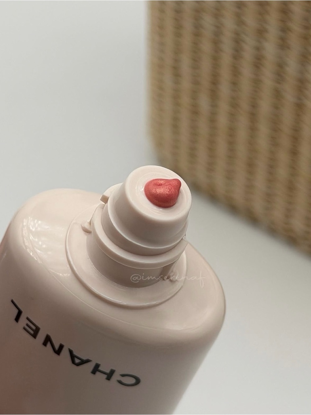 CHANEL LES BEIGES Summer Essentials - Picture 8 of 10